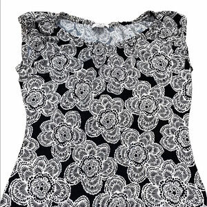 Ann Taylor LOFT size medium black & white floral top